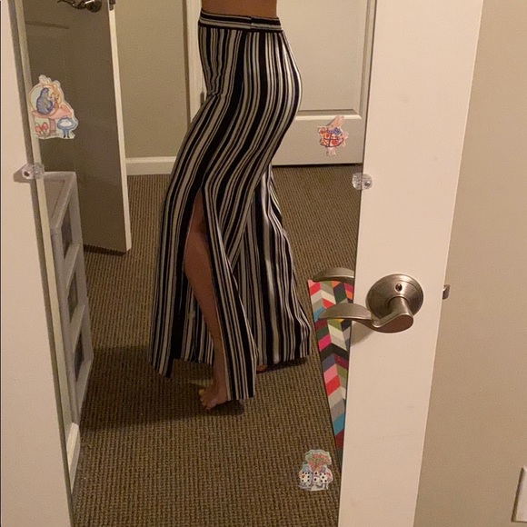 Nice and Comfy Stripe Pants - Picture 3 of 3